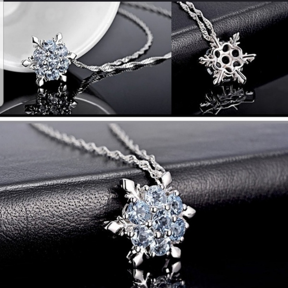 Blue Crystal Snowflake Flower - Picture 2 of 5